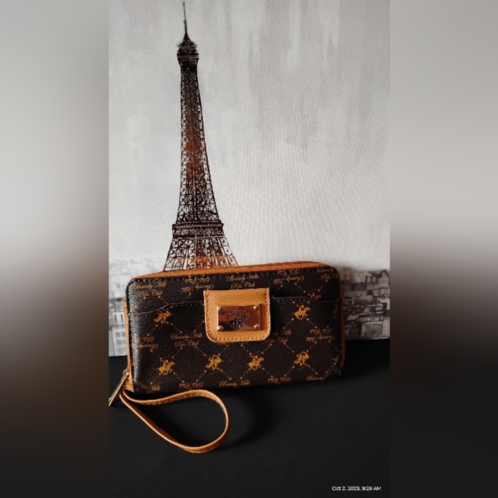 Beverly Hills Polo Club Brown and Tan Wallet/Wrislet BNWOT